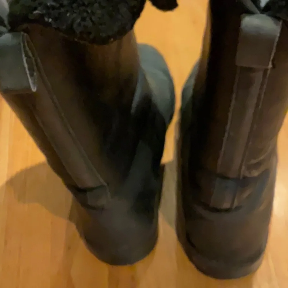 LLBean - Boots - Women’s Size 38 - Black - Fleece-Lined Leather - About 13” High